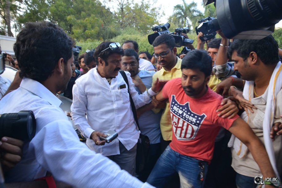 Dictator-Movie-Team-Amaravathi-Tour